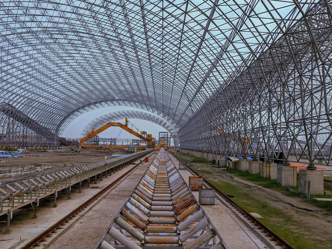 Large steel space-frame structure under construction